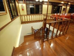La Roca Veranda Suites & Restaurant Legazpi Εξωτερικό φωτογραφία